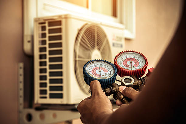 Professional Hvac technician working in Brownstown, IN